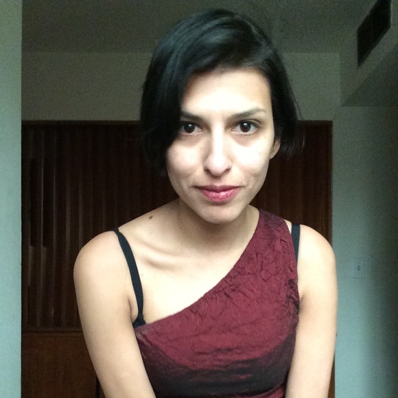 Meet your Posher, Claudia - Picture 3 of 4